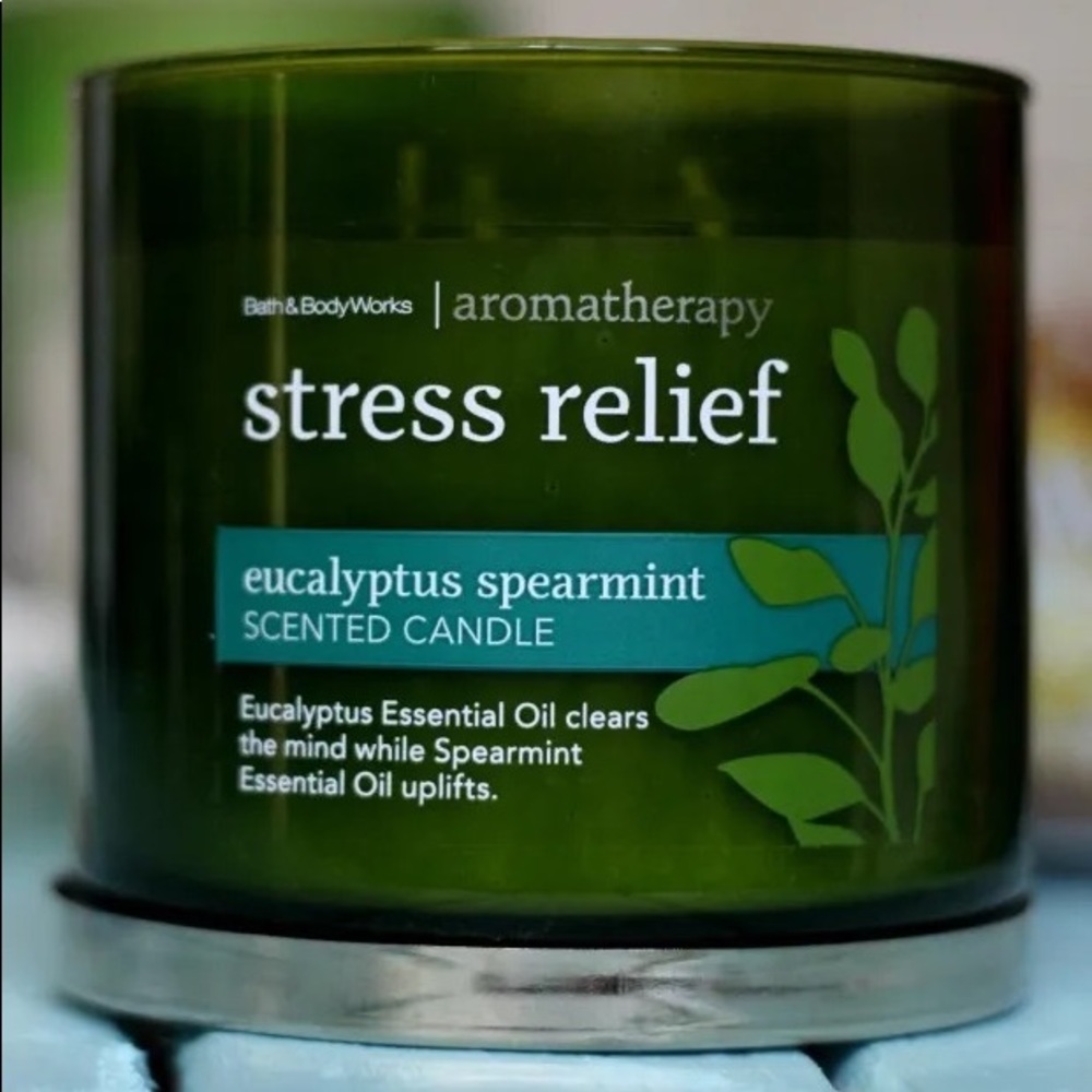Bath & Body Works Stress Relief Aromatherapy 3-Wick Candle